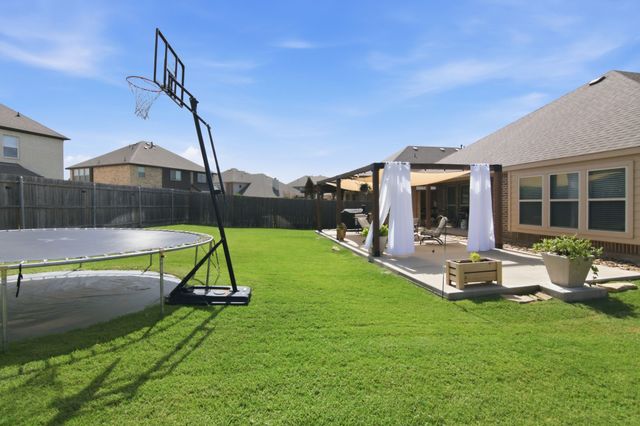 212 Spruce Valley Drive, Justin, TX 76247