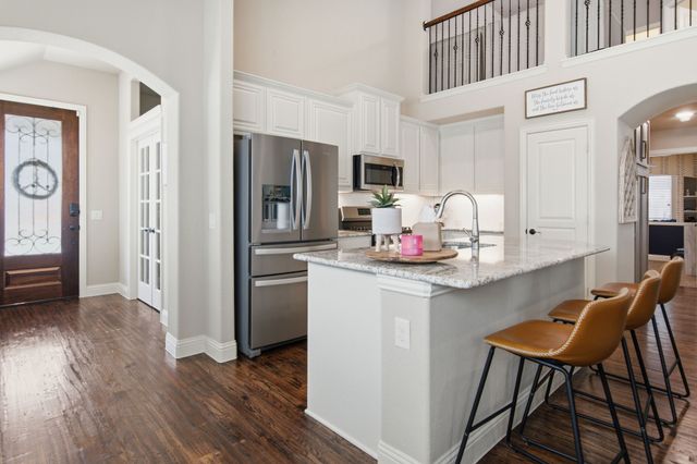 212 Spruce Valley Drive, Justin, TX 76247