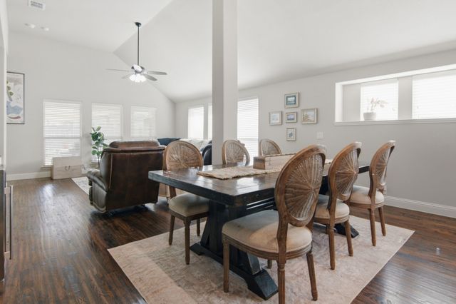 212 Spruce Valley Drive, Justin, TX 76247