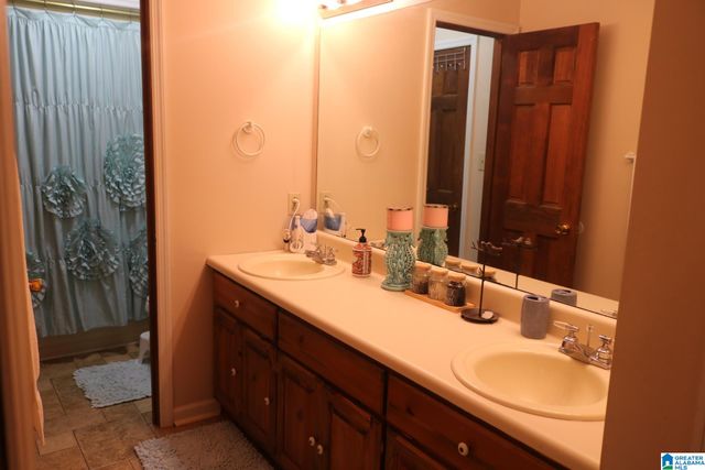 3400 ASHWOOD ROAD, Hueytown, AL 35023