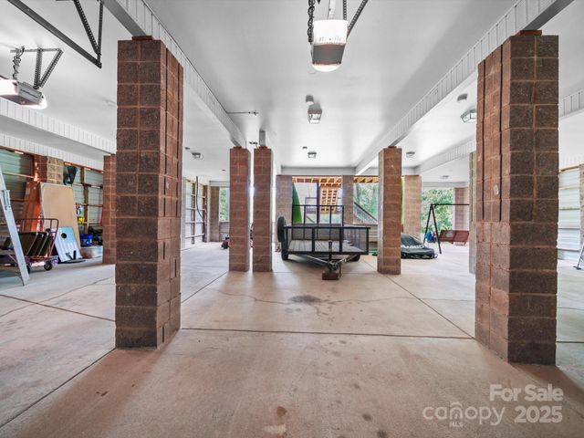 2051 Great North Road, Winnsboro, SC 29180