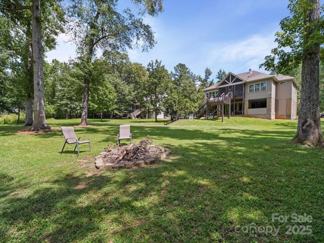2051 Great North Road, Winnsboro, SC 29180
