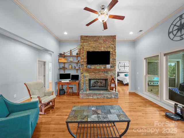 2051 Great North Road, Winnsboro, SC 29180