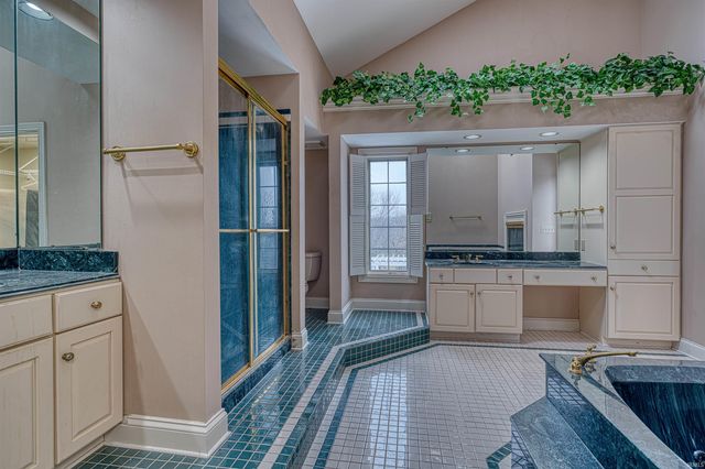 4300 Bergdolt Road, Evansville, IN 47711