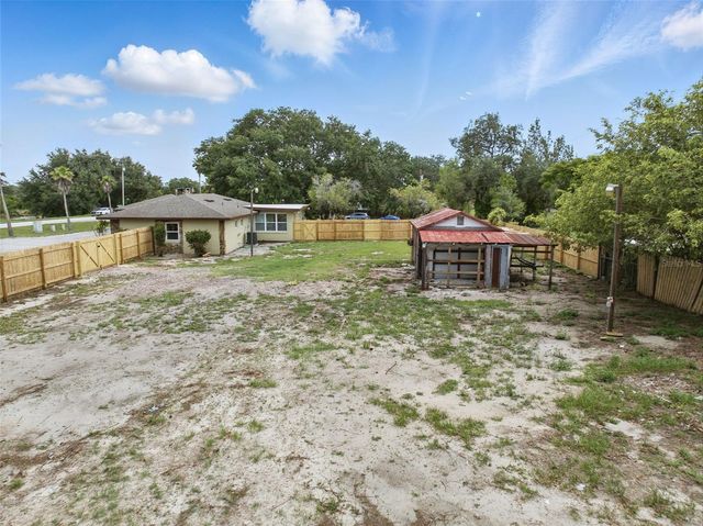 8812 OAKWOOD DRIVE, Lake Wales, FL 33898