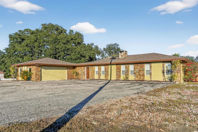 8812 OAKWOOD DRIVE, Lake Wales, FL 33898