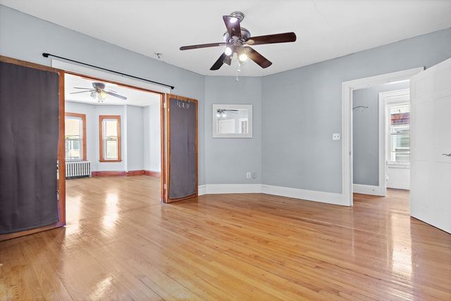 9 Romsey St 3, Boston, MA 02125