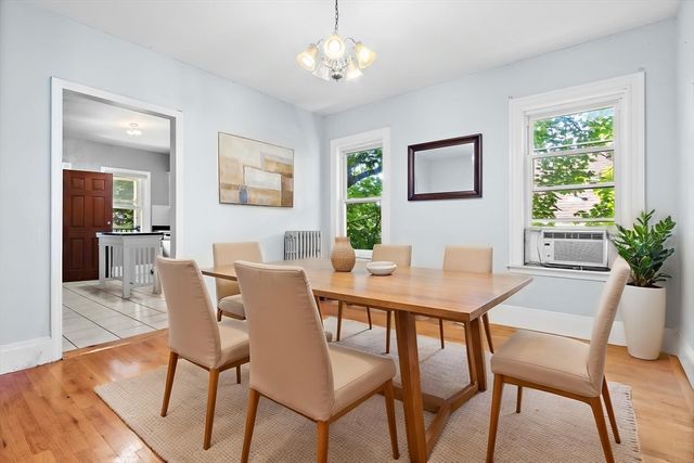 9 Romsey St 3, Boston, MA 02125