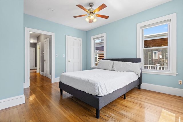 9 Romsey St 3, Boston, MA 02125