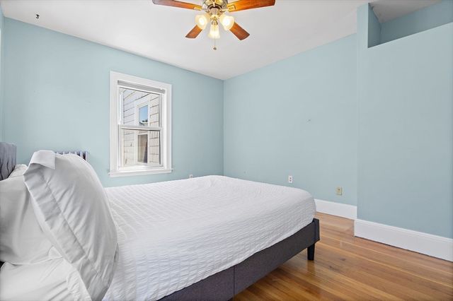 9 Romsey St 3, Boston, MA 02125