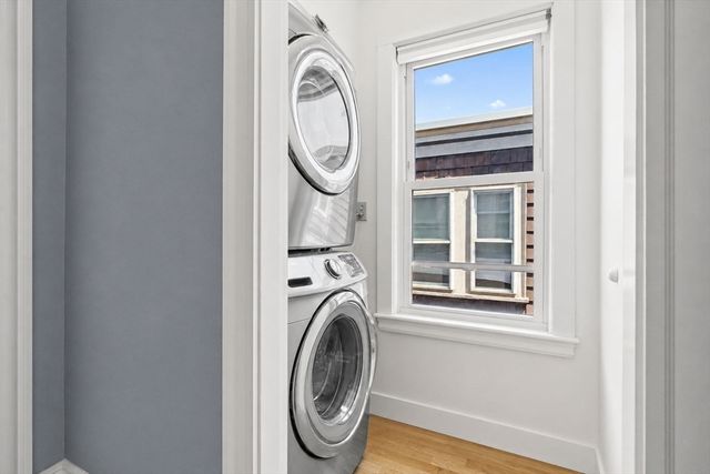 9 Romsey St 3, Boston, MA 02125