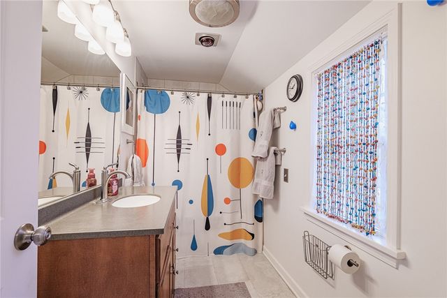 170 Glen Ellyn Way, Brighton, NY 14618