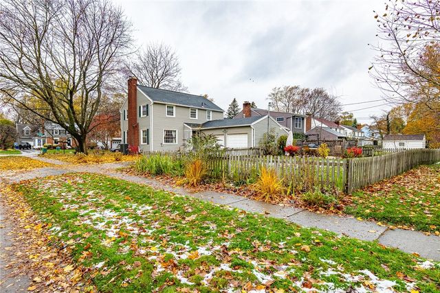 170 Glen Ellyn Way, Brighton, NY 14618