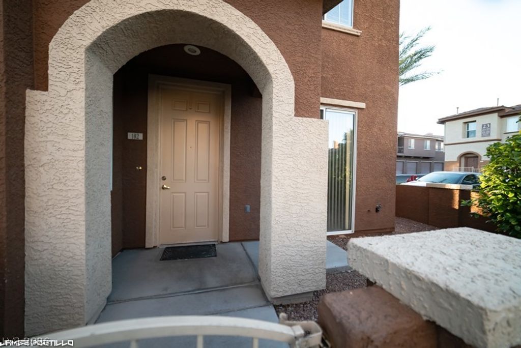 3850 Belle Glade Street 102, Las Vegas, NV 89129 — photo 2