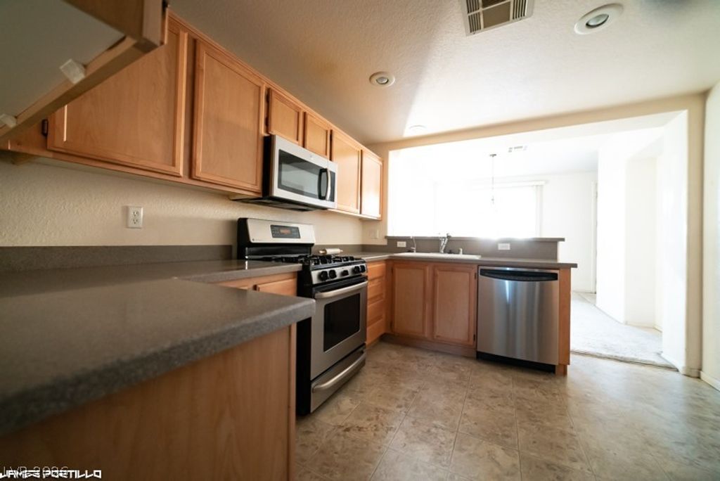 3850 Belle Glade Street 102, Las Vegas, NV 89129 — photo 3