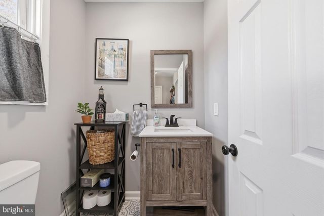 301 N 4TH ST, Hammonton, NJ 08037