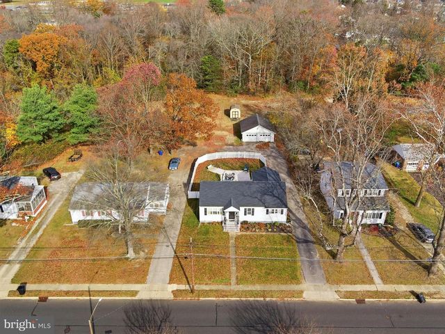 301 N 4TH ST, Hammonton, NJ 08037