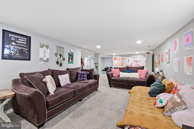 301 N 4TH ST, Hammonton, NJ 08037