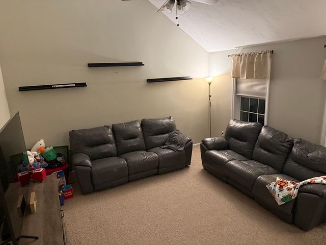 954 Stonegate Landing, Dighton, MA 02764