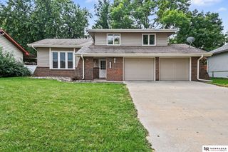 14517 R Street, Omaha, NE 68137