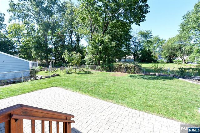 17-16 Well Drive, Fair Lawn, NJ 07410