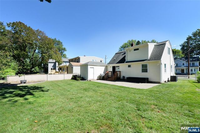 17-16 Well Drive, Fair Lawn, NJ 07410