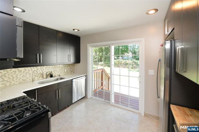 17-16 Well Drive, Fair Lawn, NJ 07410