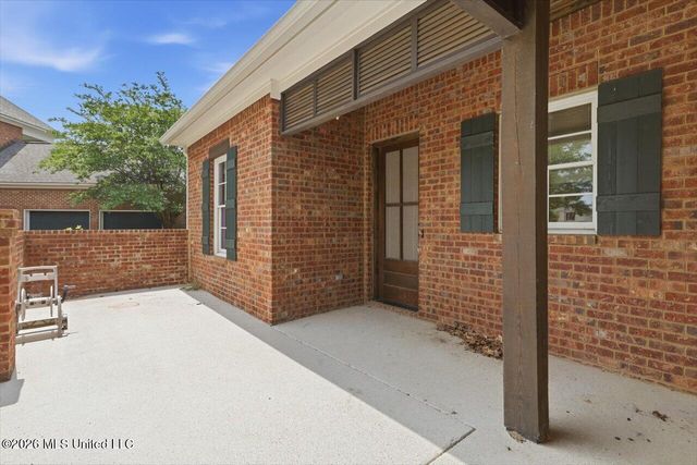 151 Camden Court, Madison, MS 39110