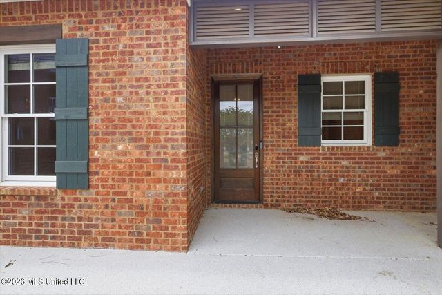 151 Camden Court, Madison, MS 39110