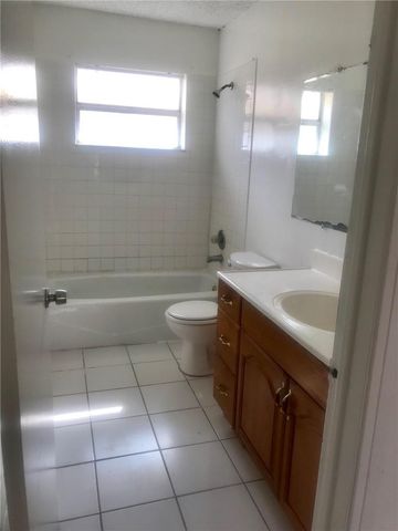 1038 NW 8th Avenue, Fort Lauderdale, FL 33311