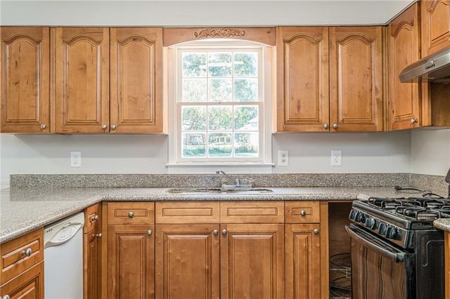 1798 Dogwood Court, Snellville, GA 30078