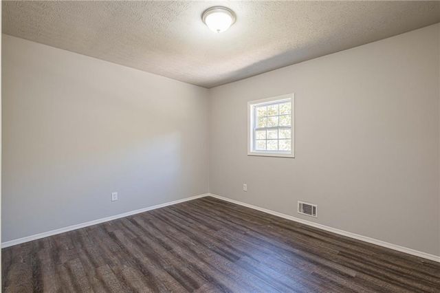 1798 Dogwood Court, Snellville, GA 30078