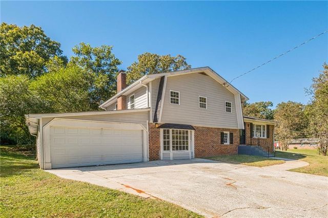 1798 Dogwood Court, Snellville, GA 30078