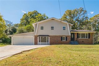 1798 Dogwood Court, Snellville, GA 30078