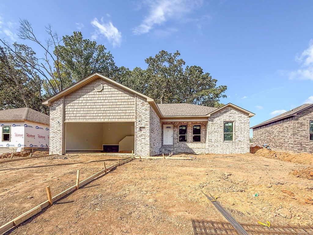 710 Moon Road, Ward, AR 72176