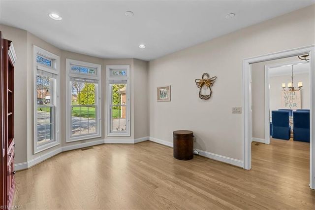 2435 Lake Oak Court, High Point, NC 27265