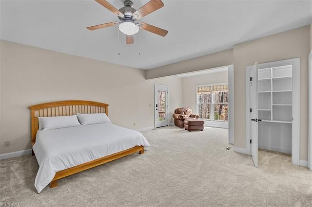 2435 Lake Oak Court, High Point, NC 27265