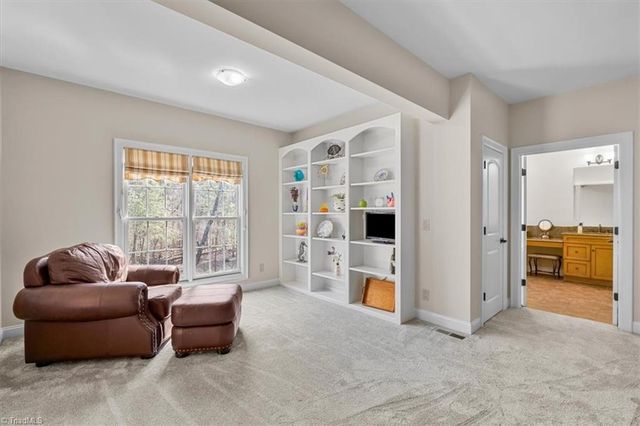 2435 Lake Oak Court, High Point, NC 27265