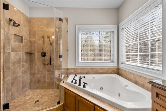 2435 Lake Oak Court, High Point, NC 27265