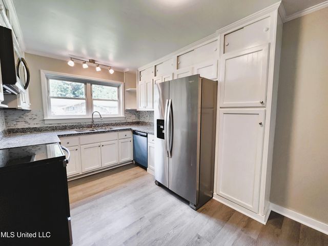 15316 Anderson Drive, Biloxi, MS 39532