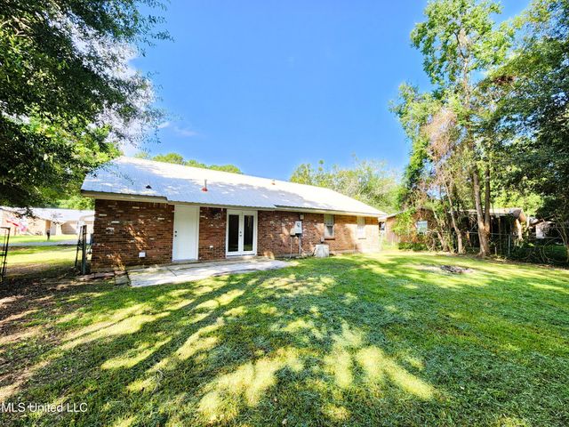 15316 Anderson Drive, Biloxi, MS 39532