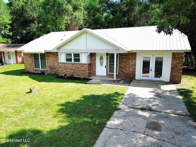 15316 Anderson Drive, Biloxi, MS 39532