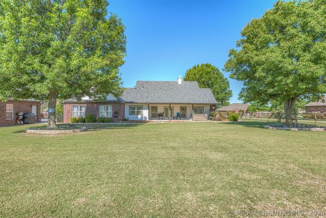 12457 N 165th East Avenue, Collinsville, OK 74021