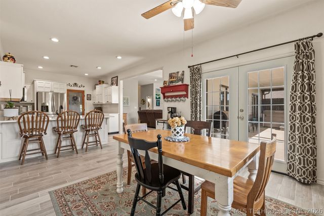 12457 N 165th East Avenue, Collinsville, OK 74021