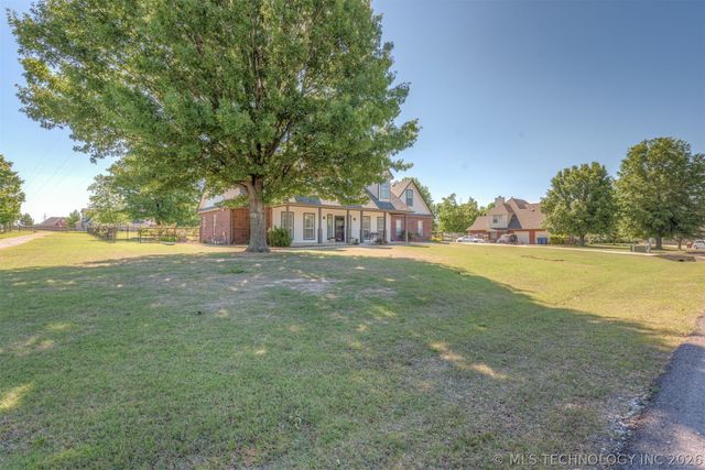 12457 N 165th East Avenue, Collinsville, OK 74021