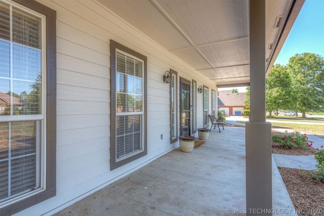 12457 N 165th East Avenue, Collinsville, OK 74021