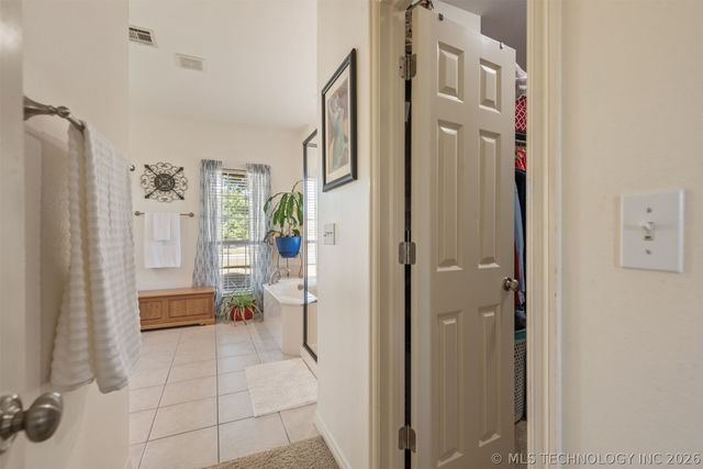 12457 N 165th East Avenue, Collinsville, OK 74021