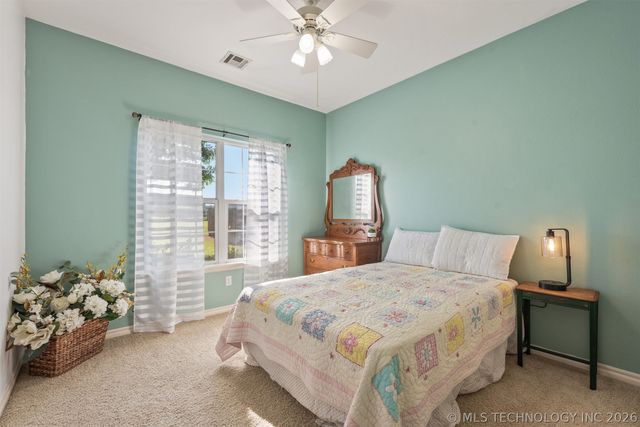 12457 N 165th East Avenue, Collinsville, OK 74021