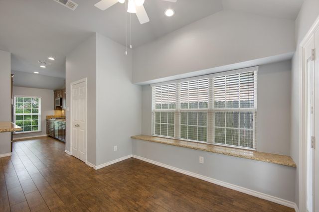 9854 Meadow Bend Lane, Houston, TX 77065