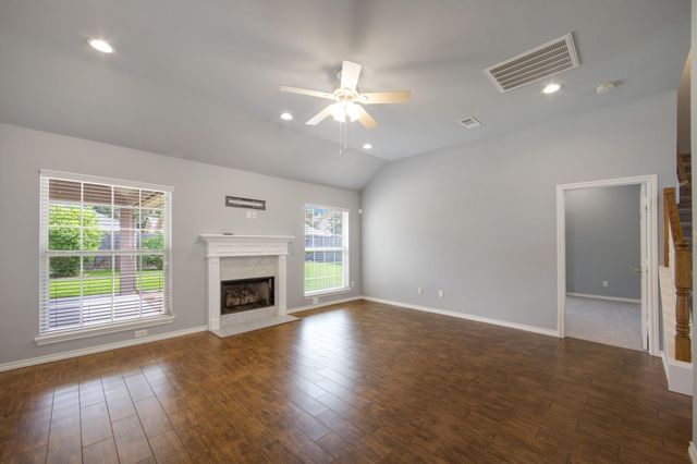 9854 Meadow Bend Lane, Houston, TX 77065